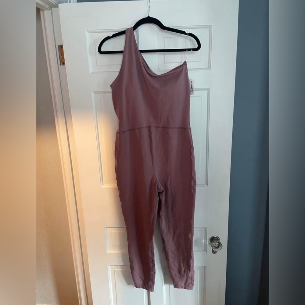 NWT Old Navy one shoulder Jumpsuit